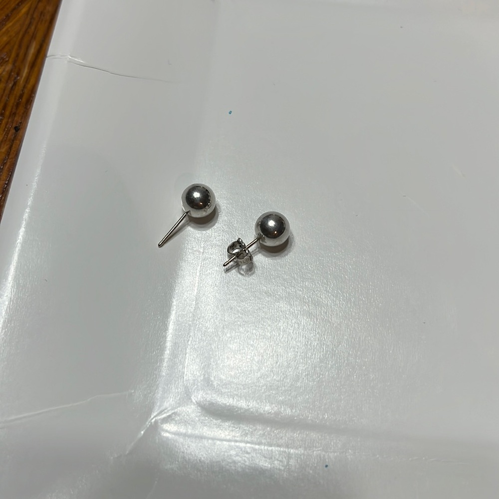 Tiffany &co stood earrings silver
